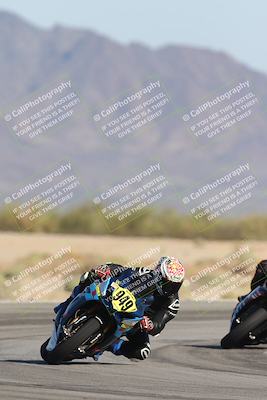 media/Oct-04-2025-CVMA (Sat) [[408bcdd6e4]]/Race 13-Amateur Supersport Open/